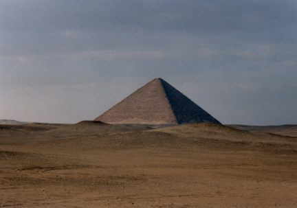 Rote Pyramide