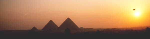 Giza Pyramiden